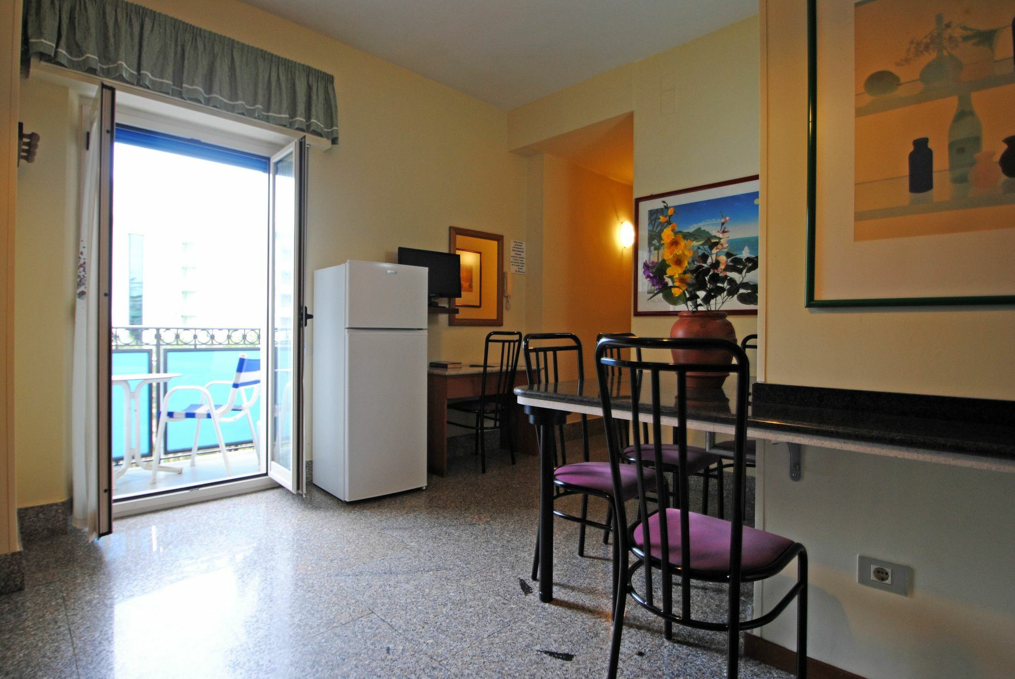 Residence 7 Bello San Benedetto del Tronto Buitenkant foto